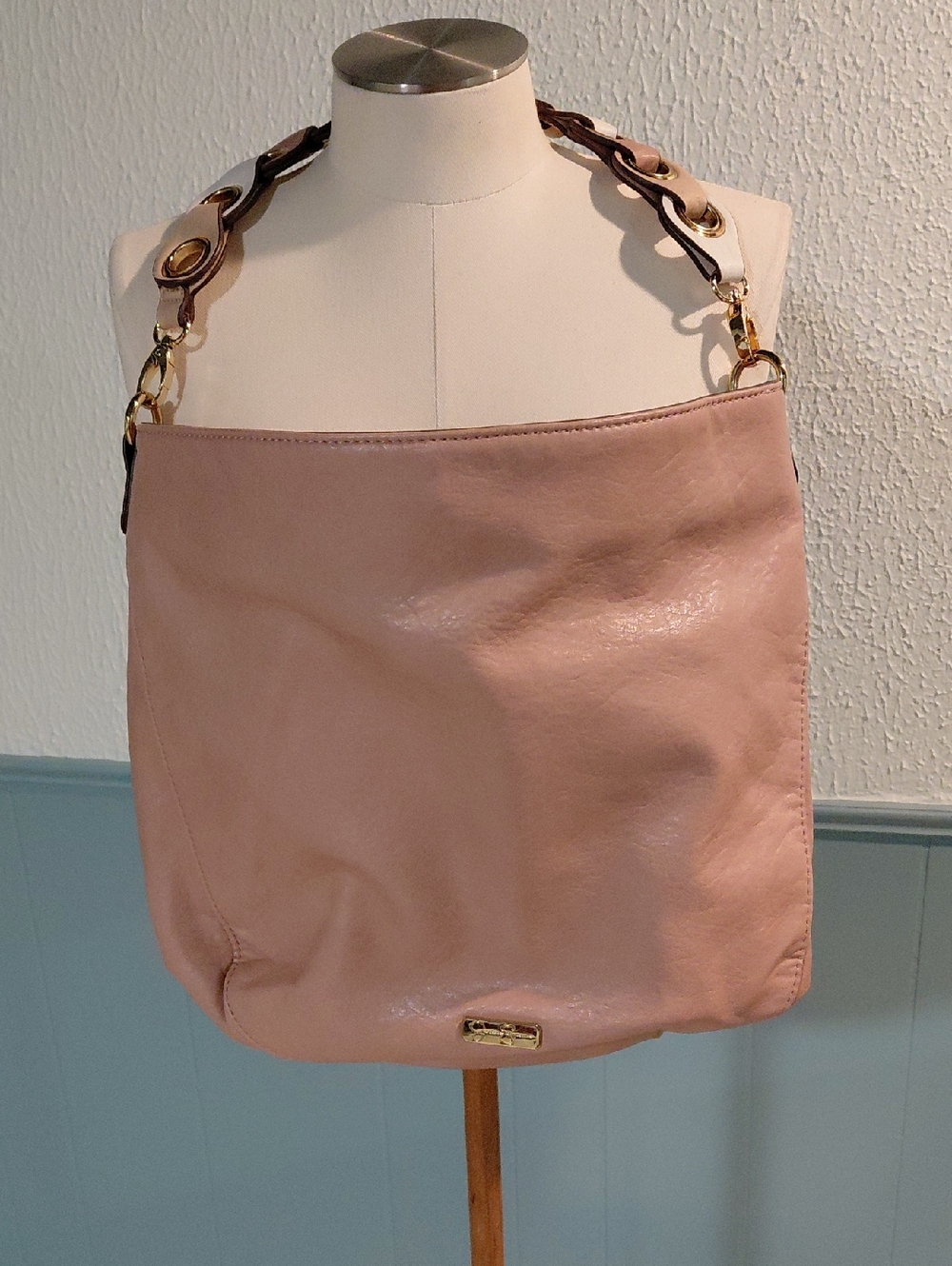 Jessica Simpson Pink Leather Shoulder Bag with Gold Accents